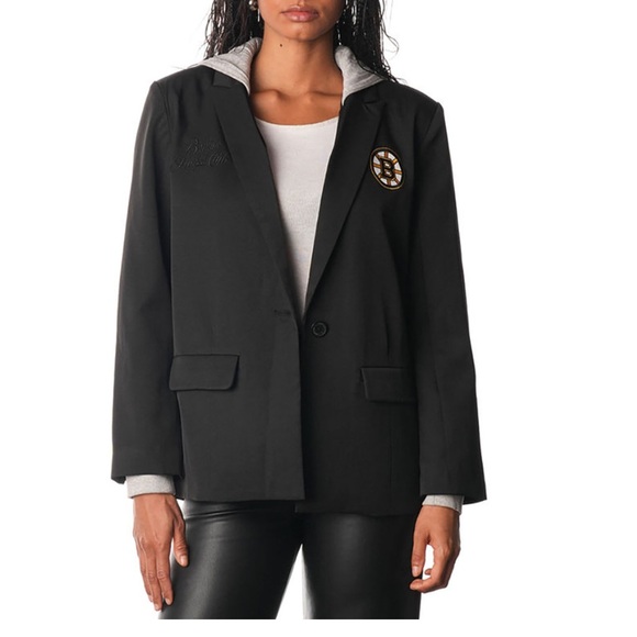 Boston Bruins Women's Black Blazer with Logo - Picture 14 of 14